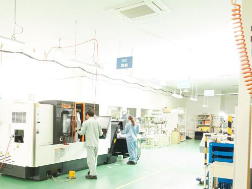 今後、工作機械とスタッフを拡充予定の筑西工場内